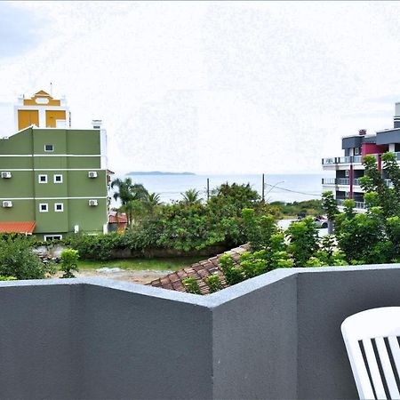 Residencial Melfi 2 Apartamento Com Piscina Bombinhas Eksteriør bilde